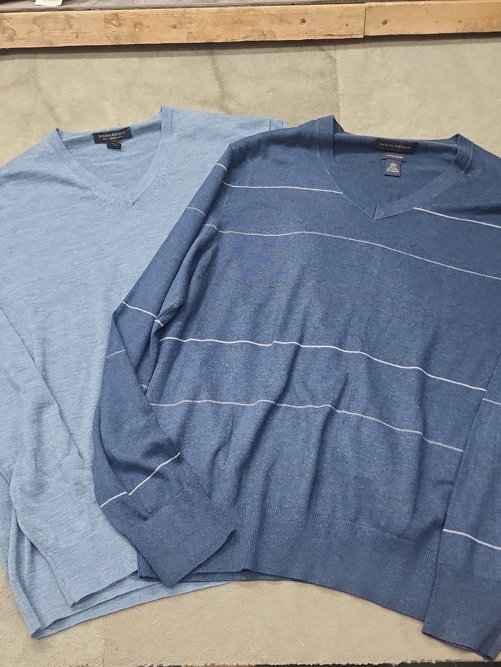 Banana Republic Men's V-Neck Sweaters - Light Blue & Navy Stripe